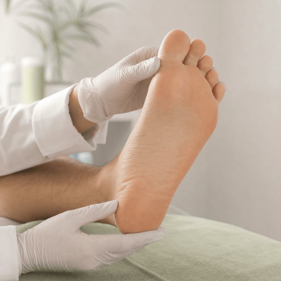 Avaliação preventiva e delicada de um pé